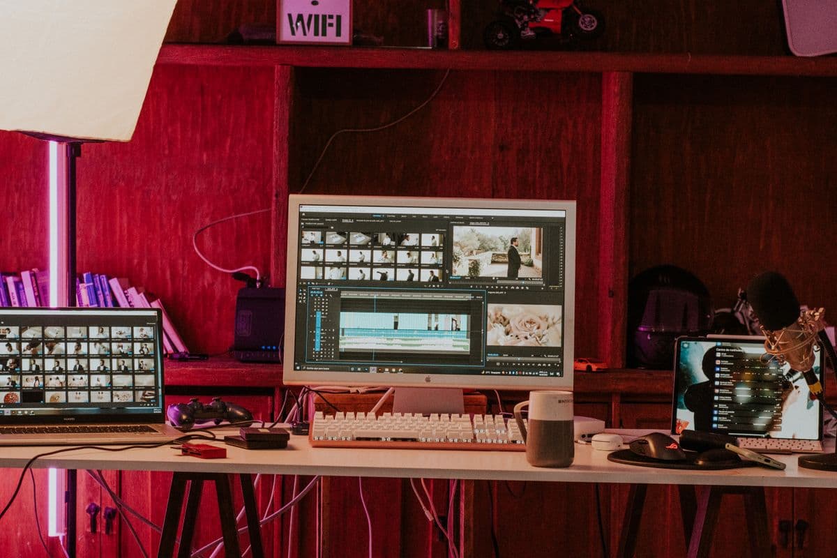 Adobe Premiere Pro kurgu masası